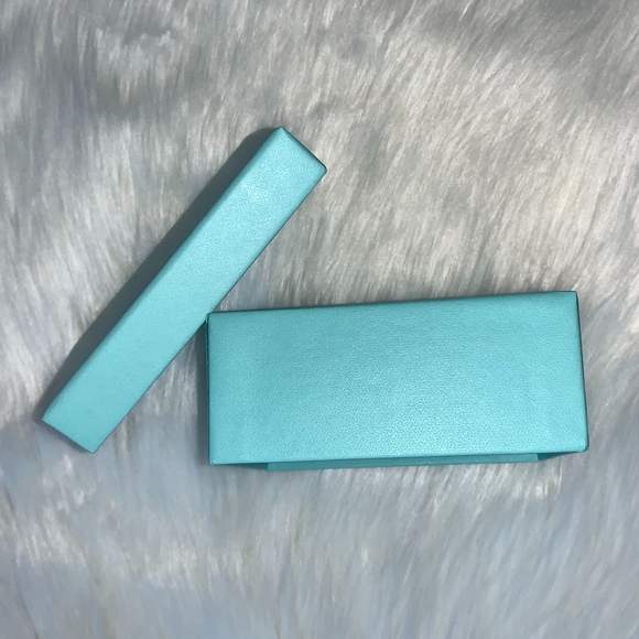 Authentic Tiffany & Co. Little Blue Box - 4.5" x 4" x 2" Gift Box - Picture 6 of 6